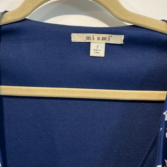 Miami Floral Blouse - Picture 3 of 6